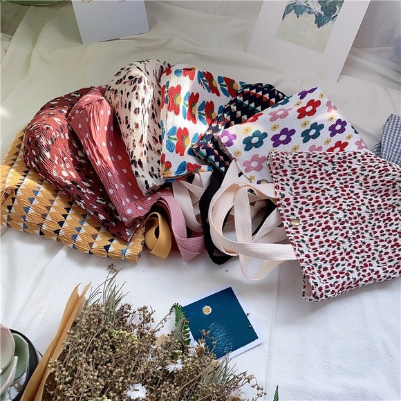 Handmade small picnic bag/ bento bag/ kids bag/ grocery bag - Picture 1 of 9